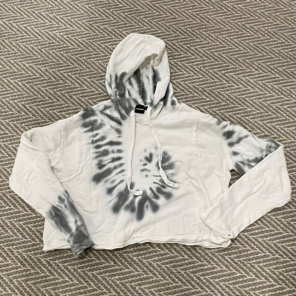 Mono B cropped tie dye hoodie, size L, like new.